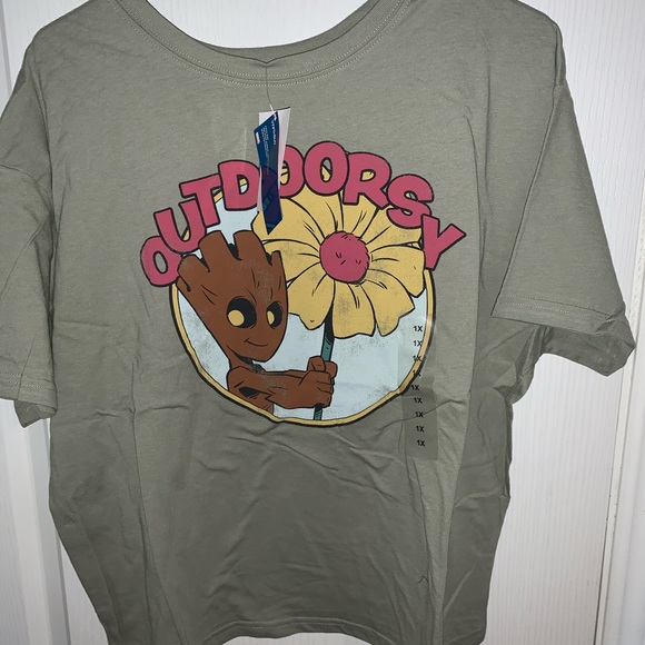 Marvel Tops - Marvel shirt